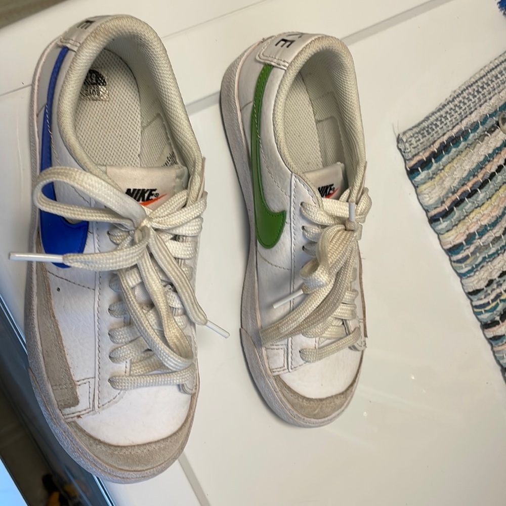 NIKE BLAZER LOW '77 (GS).